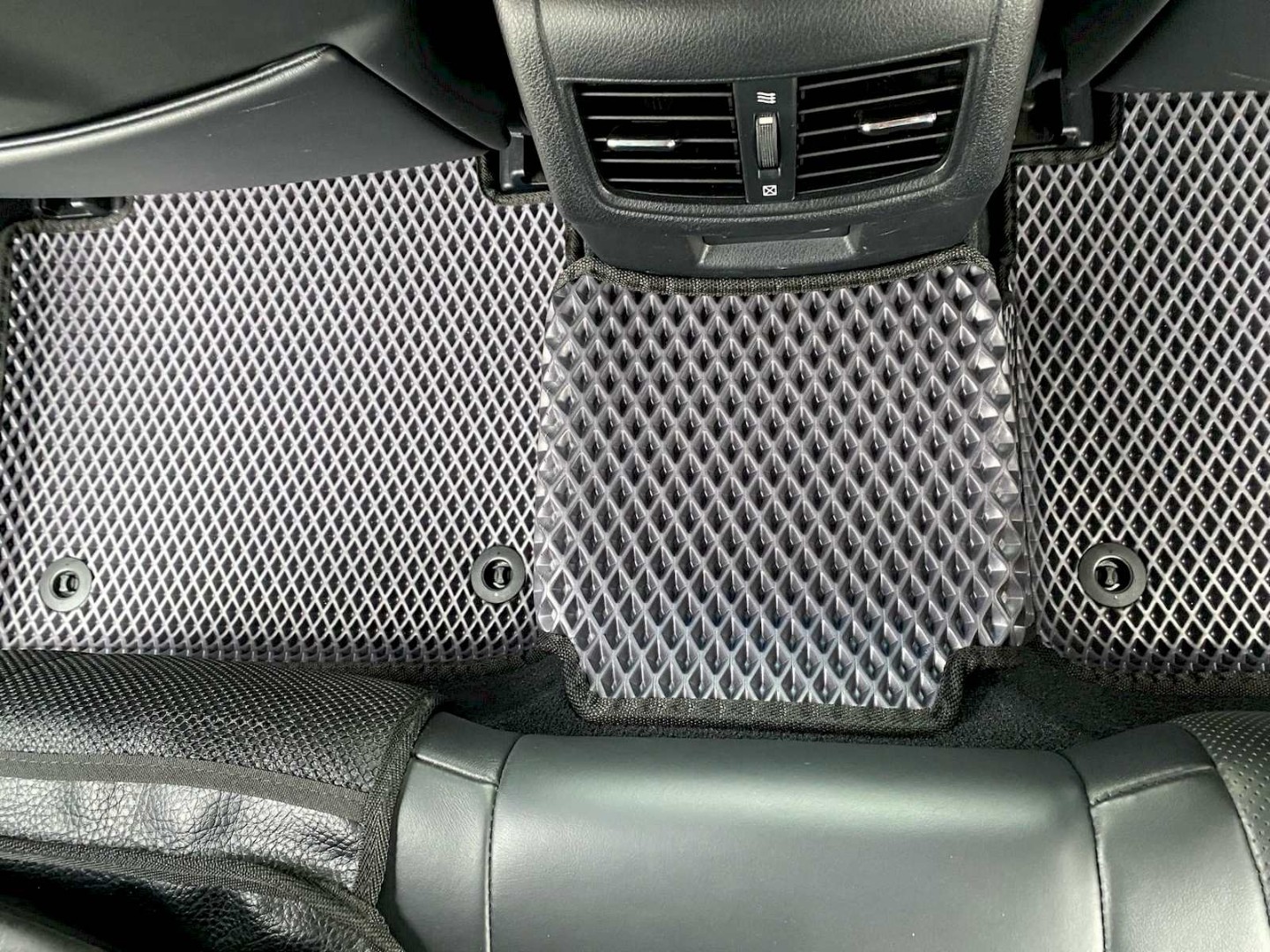 EVA автоковрики для Lexus GS IV 2012-2018 задний привод (не гибрид) — gs-4-3 resized